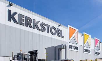 kerkstoel outside medium size 1085 kopieren
