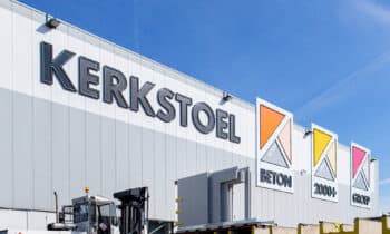 Kerkstoel Outside medium size 1085 kopiëren