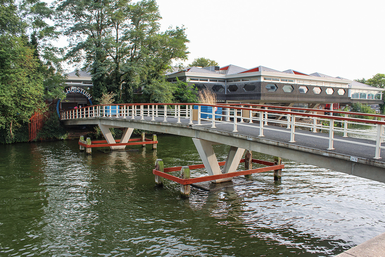 Amsterdam nimmt Brücke aus zementfreiem Beton in Betrieb 12