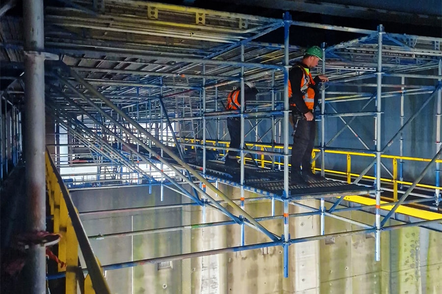 Hangsteiger bij brugrenovatie: vakwerk inde praktijk