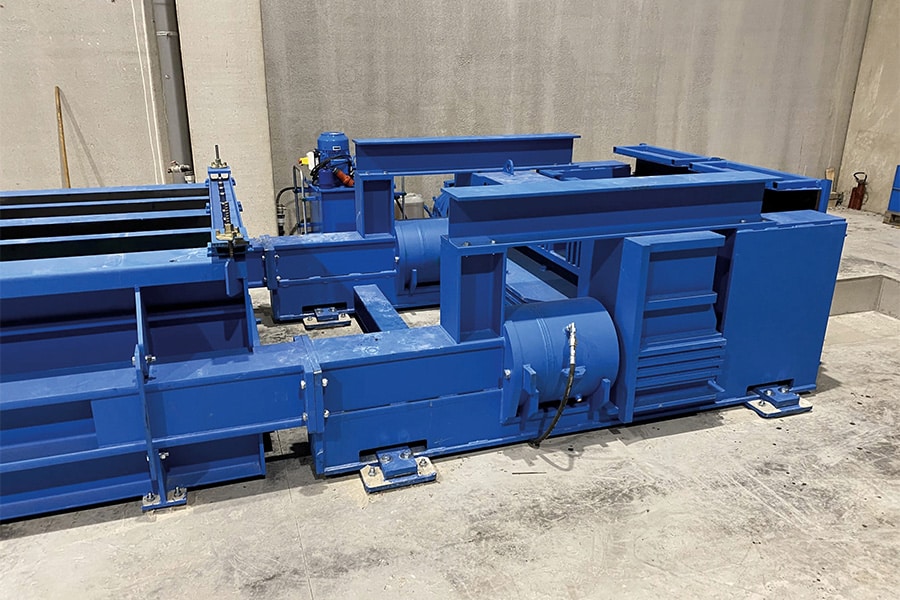 Leader in solutions for prestressed concrete elements 3