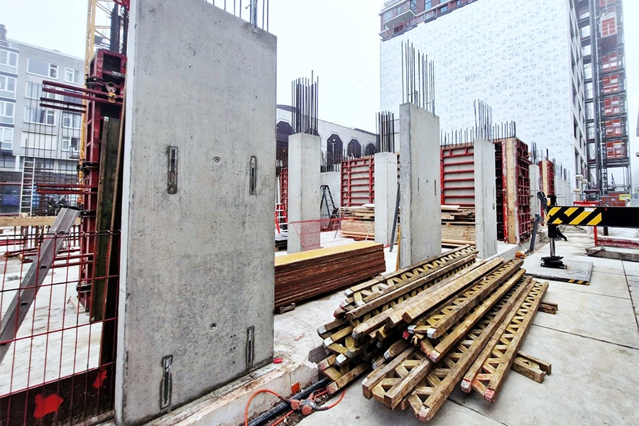 ‘The entire facade is attached to the building using our techniques.’ 13