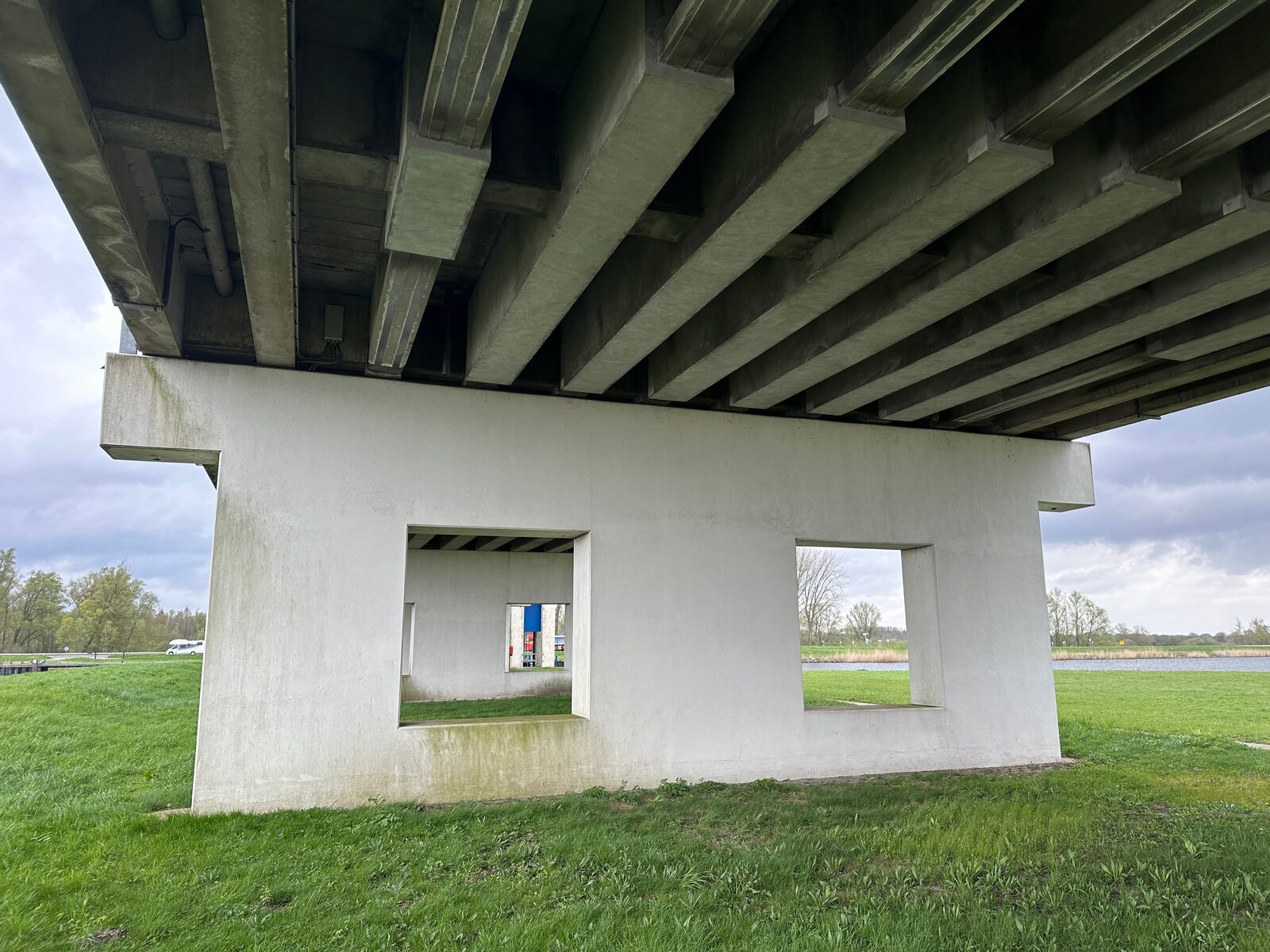 Nijkerkerbrug met KB en constructieve versterking.